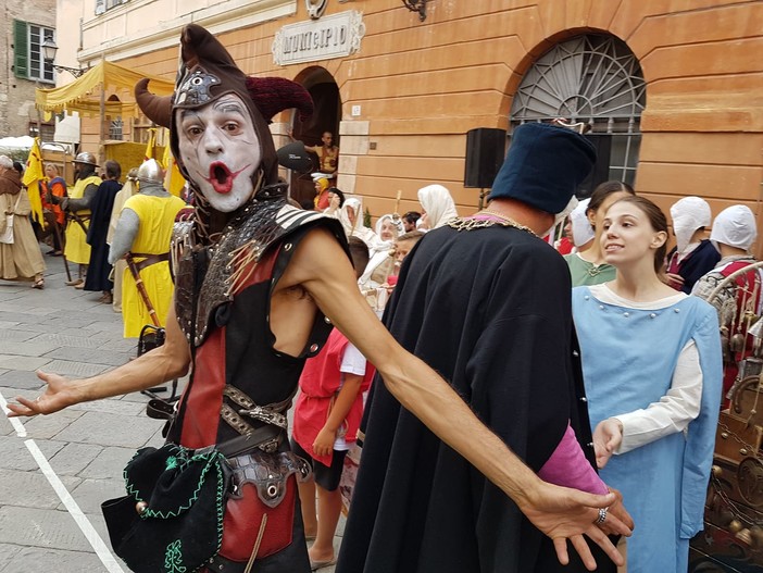 Tutto pronto per "Albenga, notti nel medioevo" Tutto pronto per "Albenga, notti nel medioevo"