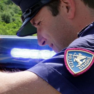 Savona, cinque scooter sequestrati e 6 mila euro di multa dalla polstrada