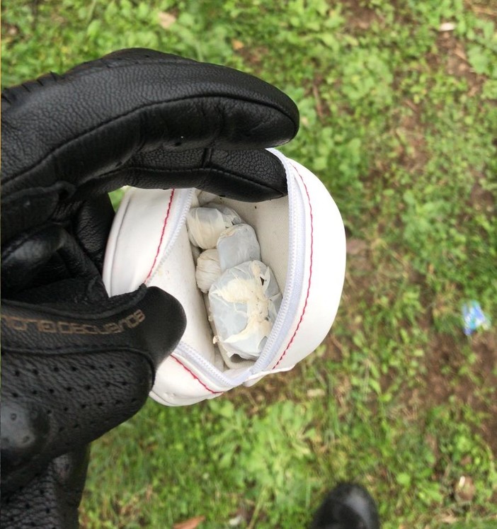 Loano, la polizia municipale in prima linea contro lo spaccio: in arrivo anche un'unità cinofila