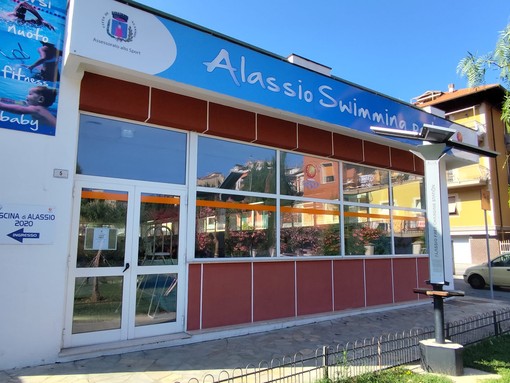 Un tuffo nella solidarietà, ad Alassio  24 ore di nuoto no-stop per l'Avis