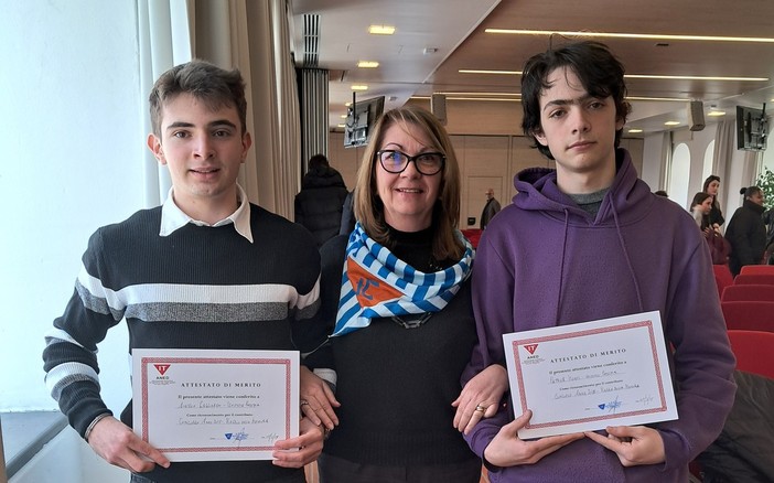 Istituto "Patetta" di Cairo, Alessio Gagliardo e Patrick Monti premiati per la poesia: un viaggio nella Memoria tra Austria e Germania