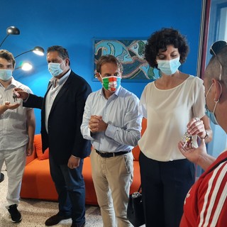 Consegnate le chiavi ai tre nuovi residenti: a Savona prende vita il progetto di "cohousing" (FOTO e VIDEO)