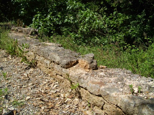 Danni non più accettabili al patrimonio archeologico finalese Danni non più accettabili al patrimonio archeologico finalese