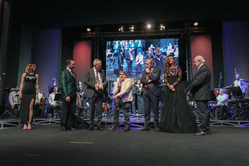 Luciano Pesce di Borgio Verezzi vince il premio 50&amp;Più alla XVII edizione di 'Italia In...Canto'