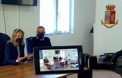 Savona, si presenta il nuovo Questore Alessandra Simone: "La mia parola d'ordine è prevenzione" (FOTO e VIDEO)