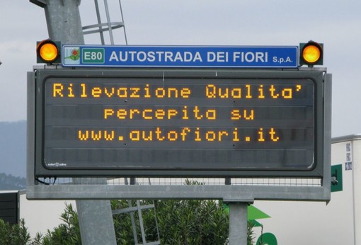I Cobas sull'A10: "l'Autofiori non è più un'autostrada"