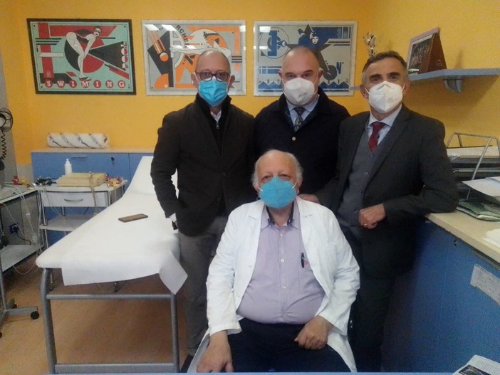 Renato Giusto con Achille Morando e altri due storici colleghi informatori scientifici del farmaco savonesi Renato Giusto con Achille Morando e altri due storici colleghi informatori scientifici del farmaco savonesi