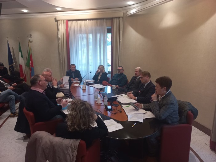 I sindacati: "La Regione disponibile a intraprendere il percorso del 'Patto per il Tpl'" I sindacati: "La Regione disponibile a intraprendere il percorso del 'Patto per il Tpl'"