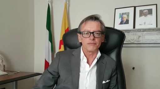 Parte da Albenga l'appello: "Liguria chiusa per i ponti del 25 aprile e del 1°maggio" Parte da Albenga l'appello: "Liguria chiusa per i ponti del 25 aprile e del 1°maggio"