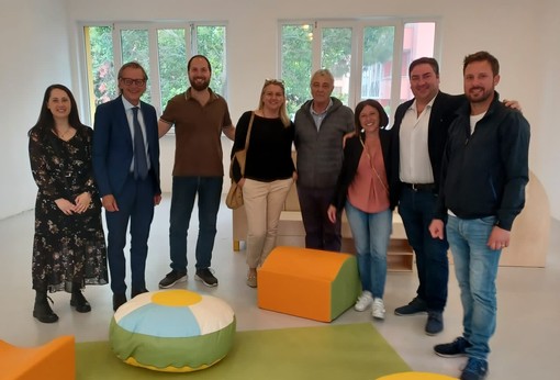 Albenga, Riccardo Tomatis sui lavori alle scuole: "I giovani sono il nostro futuro" Albenga, Riccardo Tomatis sui lavori alle scuole: "I giovani sono il nostro futuro"