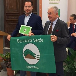 Roccavignale, il Comune ha ricevuto la Bandiera Verde per l’agricoltura