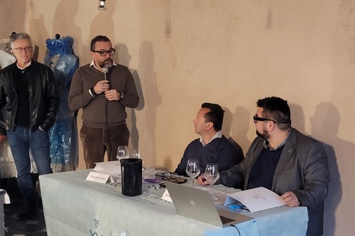 L'assessore regionale Ripamonti ad Albenga per l’inaugurazione di “Le Prime di Vite in Riviera” (FOTO) L'assessore regionale Ripamonti ad Albenga per l’inaugurazione di “Le Prime di Vite in Riviera” (FOTO)