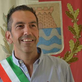 Bimbo colpito da cassonetto, individuato il responsabile. Il sindaco di Bergeggi: "I carabinieri hanno dimostrato professionalità e sensibilità"