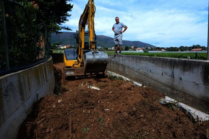 Albenga, alla S.A.S. Fratelli Vecchione i lavori di messa in sicurezza di Rio Fasceo e Carendetta