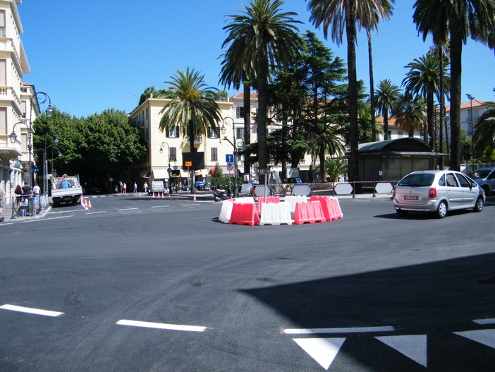 Albenga: scontro auto - moto in Piazza del Popolo
