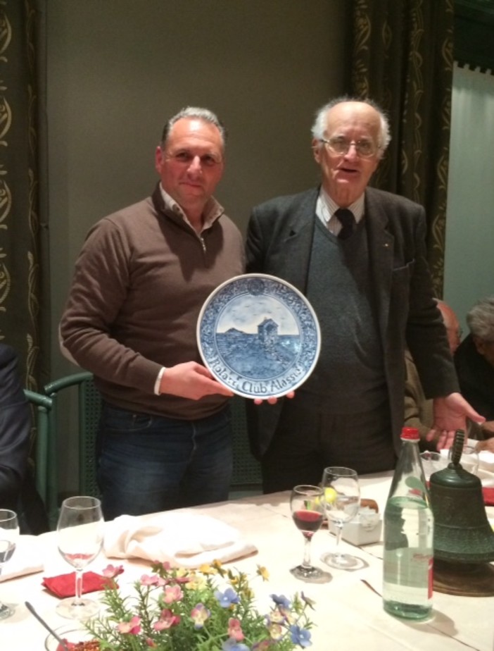 Alassio, presentato il progetto per la creazione di combustibile dagli scarti della produzione olivicola Alassio, presentato il progetto per la creazione di combustibile dagli scarti della produzione olivicola