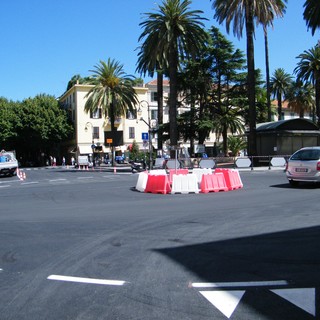 Albenga: scontro auto - moto in Piazza del Popolo