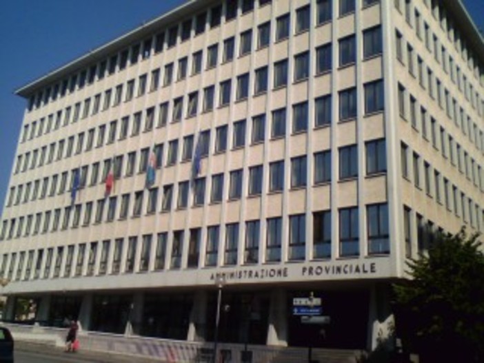 Ato, aumentano le tariffe acqua per tutti, ma "equamente" secondo il PD Provinciale Ato, aumentano le tariffe acqua per tutti, ma "equamente" secondo il PD Provinciale