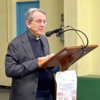 Savona, il vescovo Marino: "Le donne operano la pace più degli uomini"
