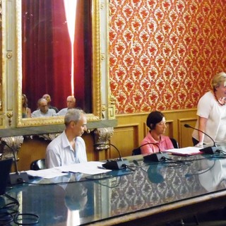 "Il deposito di bitume non è affatto fermo", il Coordinamento del no: "La Regione non ha bocciato il progetto"