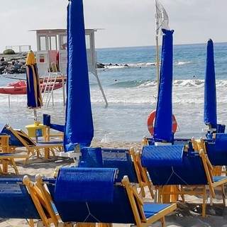 Un nuovo modo di vivere la spiaggia con Playaya, l'app che permette di condividere l'ombrellone in caso di inutilizzo