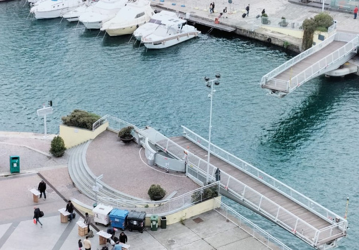 Chiusura del ponte Pertini, il consigliere Orsi attacca ancora: "Siamo a 27 giorni di stop. Il Comune deve pretendere una risposta ad Autorità Portuale" Chiusura del ponte Pertini, il consigliere Orsi attacca ancora: "Siamo a 27 giorni di stop. Il Comune deve pretendere una risposta ad Autorità Portuale"