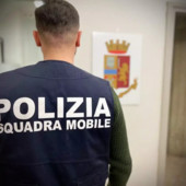 Savona, 74enne arrestato per spaccio: sequestrati oltre 25mila euro in contanti Savona, 74enne arrestato per spaccio: sequestrati oltre 25mila euro in contanti