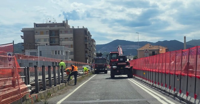 Ponte sul Quiliano, partiti ufficialmente i lavori di messa in sicurezza Ponte sul Quiliano, partiti ufficialmente i lavori di messa in sicurezza