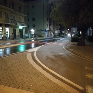 Loano, proseguono le operazioni di sanificazione: interventi su via Aurelia, centro storico e passeggiata