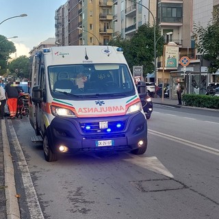 Scontro auto-scooter in corso Tardy e Benech a Savona: un ferito al San Paolo Scontro auto-scooter in corso Tardy e Benech a Savona: un ferito al San Paolo