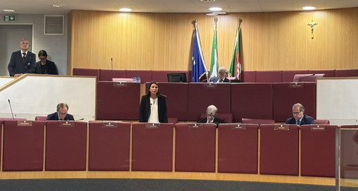 Scuola, approvato il piano regionale: nuove aperture e indirizzi, recepite le proposte delle Province Scuola, approvato il piano regionale: nuove aperture e indirizzi, recepite le proposte delle Province