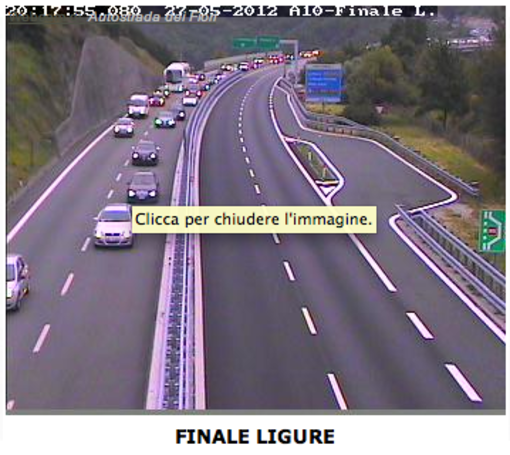 Domenica sera. un incidente e l'Autofiori - l'"autostrada" più cara d'Italia - collassa