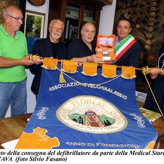 Alassio, torna al suo posto il defibrillatore rubato nel mese di agosto (FOTO)