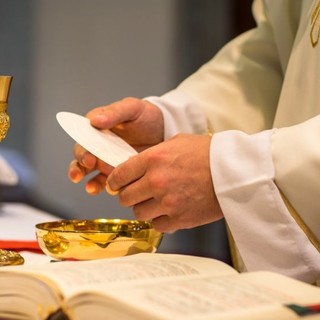 Il vescovo Calogero Marino nomina due nuovi viceparroci a Savona Il vescovo Calogero Marino nomina due nuovi viceparroci a Savona