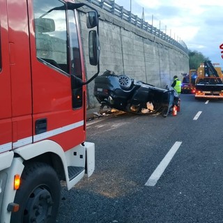 Incidente in A10 tra Voltri e Prà, stazionarie le condizioni della 44enne di Borgio Verezzi