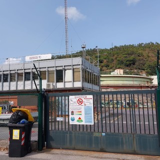Rigassificatore, la Sarpom di Quiliano non le manda a dire a Snam: "Interferenze tra le opere e l'operatività che potrebbero dare luogo a criticità"