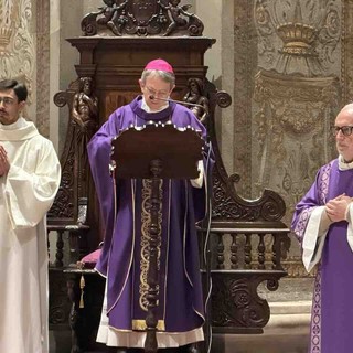 Il vescovo Marino: "I potenti giustificano le ideologie con la religione"