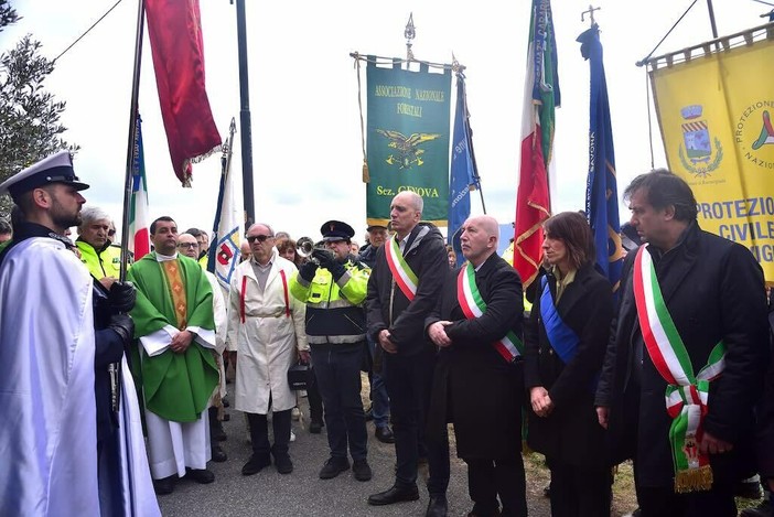 Savona, sabato la messa per i piloti del Canadair Claudio Garibaldi e Rosario Pierro precipitati alla Madonna del Monte