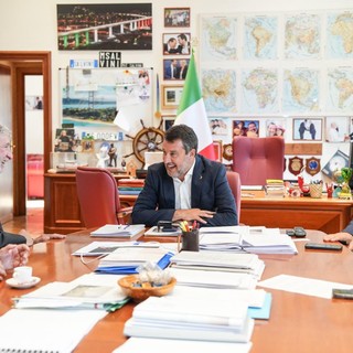 Infrastrutture, Bucci incontra Salvini a Roma: “Accelerare i cantieri che stressano la rete autostradale ligure”
