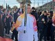 Milano-Cortina 2026, Albissola Marina festeggia il "suo" tedoforo: Simone Monti accolto in sala consiliare dal sindaco Nasuti