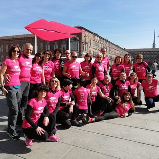 Just the Woman I am, oltre 20mila persone hanno colorato di rosa Torino: presente anche il gruppo "Sensa Sprescia Savona" (FOTO)
