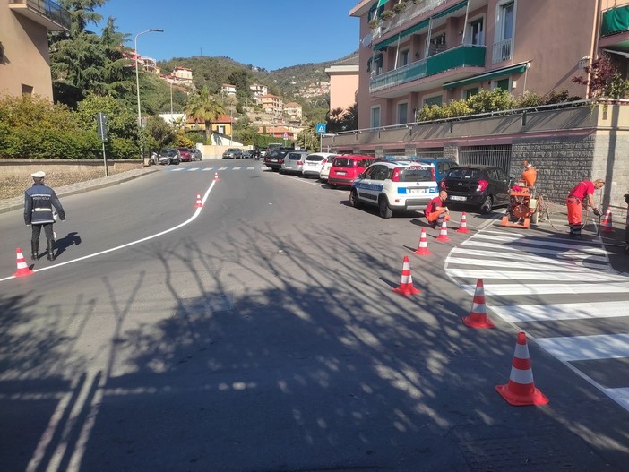 Alassio, 300 piccoli cantieri per il rinnovo della segnaletica orizzontale