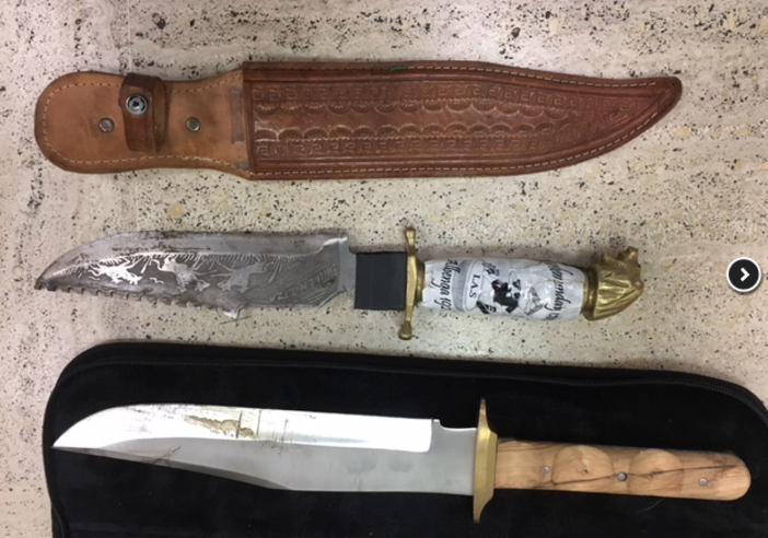 Arsenale nello stadio Riva di Albenga, sconcertati i tifosi: "Questo materiale non appartiene a nessun esponente della Gradinata" Arsenale nello stadio Riva di Albenga, sconcertati i tifosi: "Questo materiale non appartiene a nessun esponente della Gradinata"