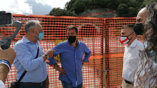 Infrastrutture, sopralluogo di Matteo Salvini al cantiere dell'Aurelia Bis ad Albisola Infrastrutture, sopralluogo di Matteo Salvini al cantiere dell'Aurelia Bis ad Albisola