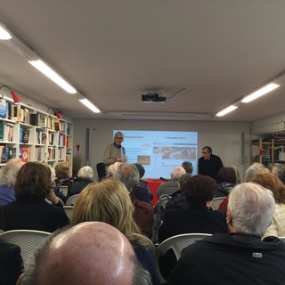Savona, le navi da crociera inquinano? La soluzione sarebbe l’elettrificazione delle banchine
