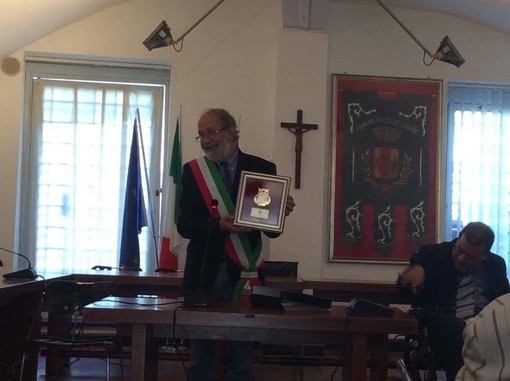 Celle, consegnata la prima "Civettina D'oro" Celle, consegnata la prima "Civettina D'oro"