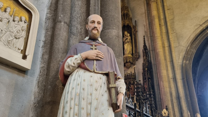 Statua di san Francesco di Sales, chiesa di San Giorgio a Lione