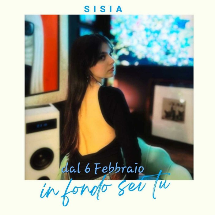 SISIA debutta nel pop italiano con "In fondo sei tu": dalla scena del musical al cantautorato