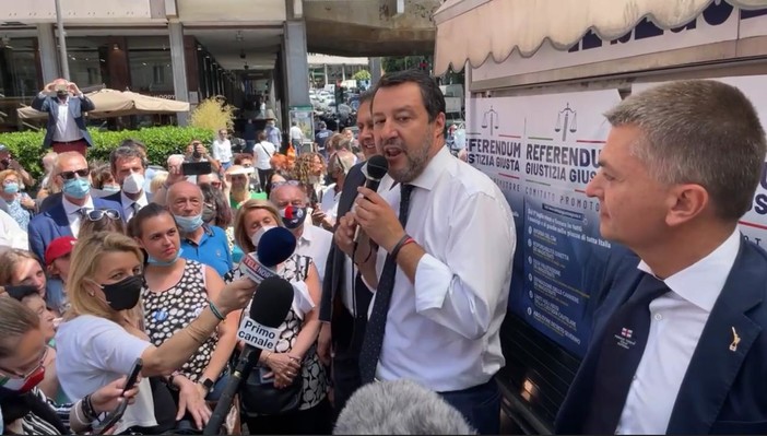 Salvini: "Oggi la legge non è uguale per tutti, la riforma della giustizia la facciamo noi, la fate voi" (VIDEO)