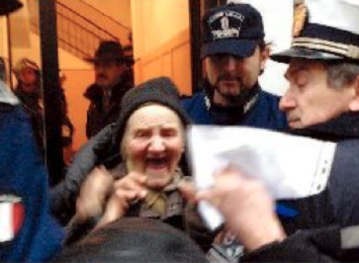 Elvezia, tutti i commenti dell'ennesima figuraccia in rete Elvezia, tutti i commenti dell'ennesima figuraccia in rete